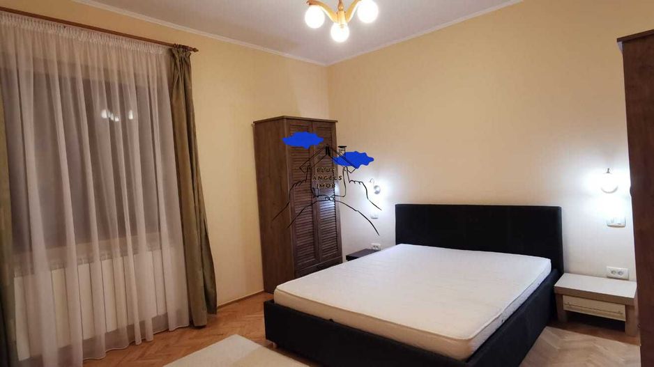 Apartament de 2 camere renovat in Tractorul - 2 locuri de parcare - Poză 1