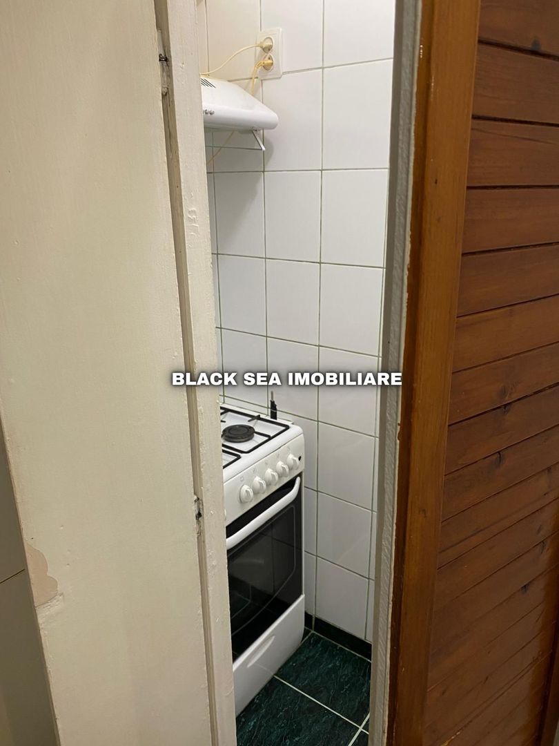 Apartament 3 camere de vanzare - zona Tomis 3 - Gaze / Ocazie Unica - Poză 14