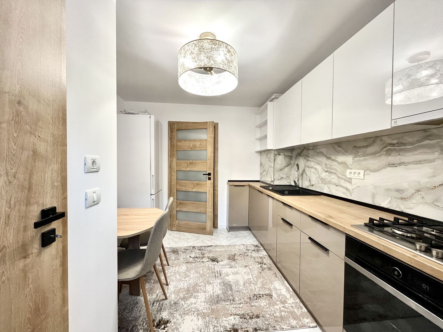 Apartament elegant si spatios – 2 Camere, Etaj 1, Girocului – Drubeta - Poză 18