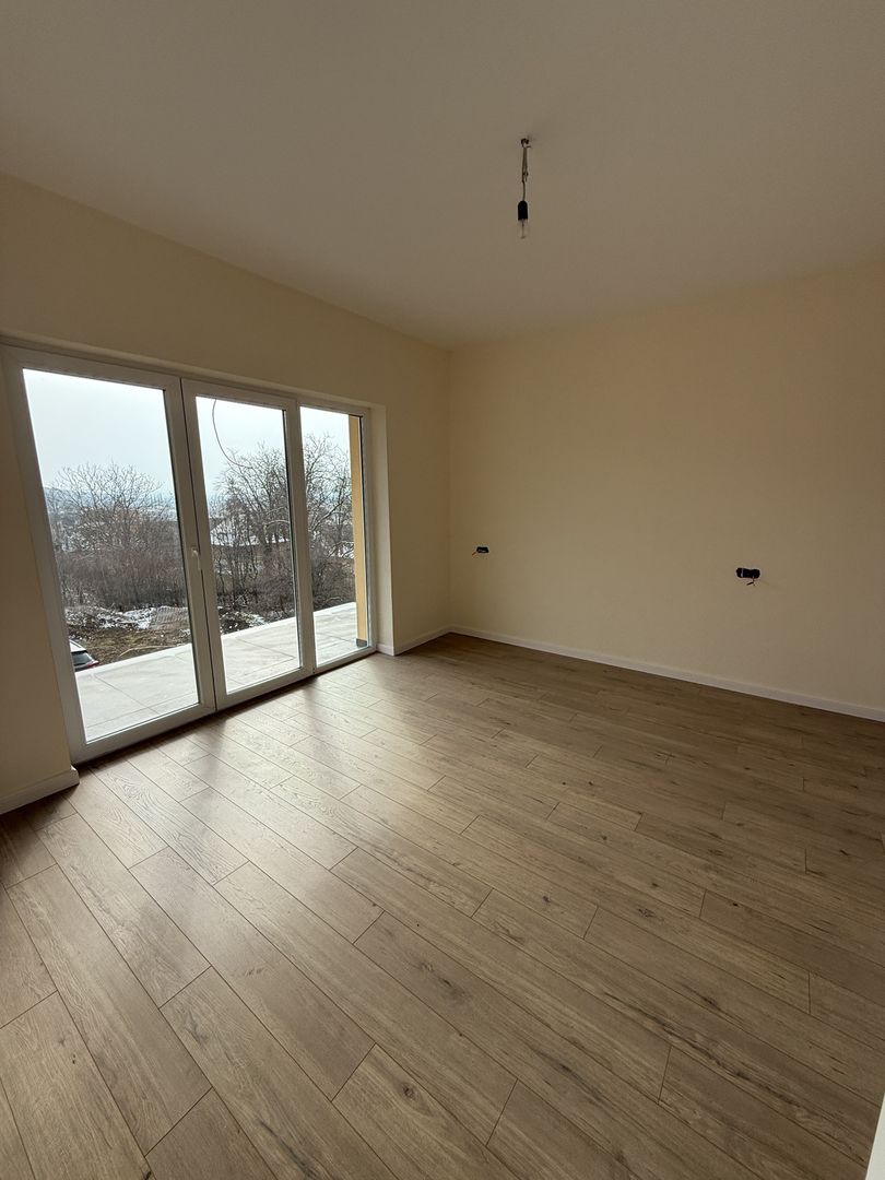 Casă de vânzare în Viile Sibiului – Confort și calitate premium! - Poză 4