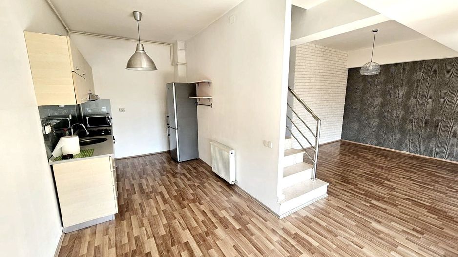 Apartament 3 camere, deosebit in Otopeni, Str. Ferme F - Poză 3