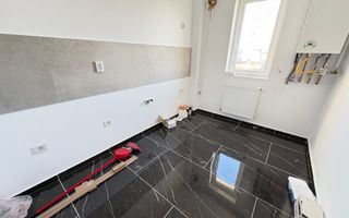 Apartament cu 2 camere decomandat in Giroc - Poză 3
