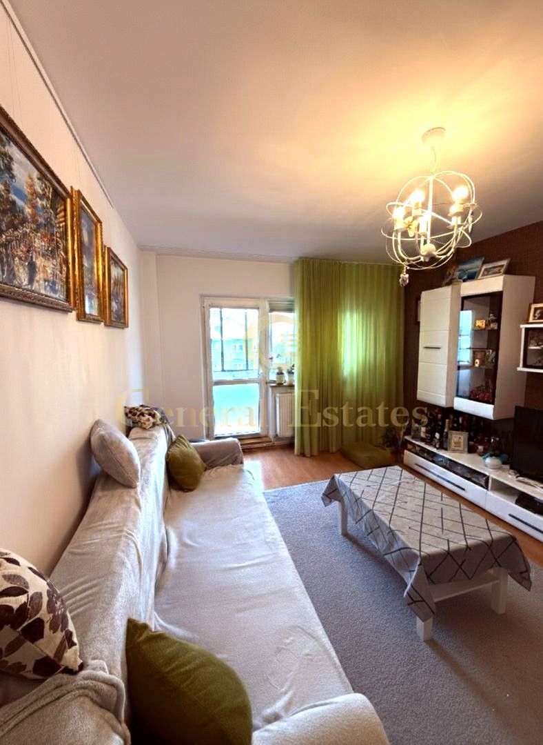 Apartament decomandat 2 camere | Etaj 3/8 |Brașov - Poză 2