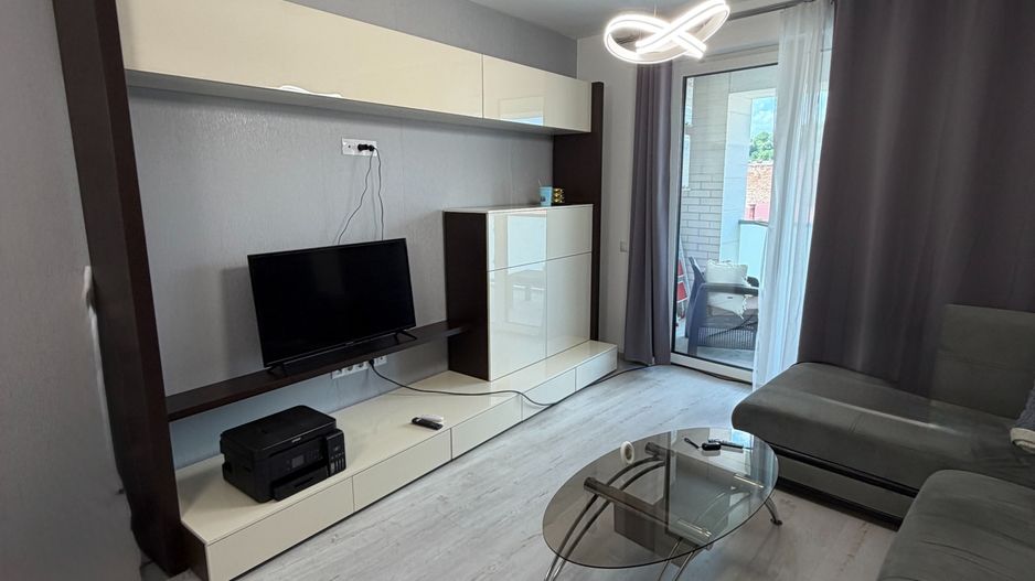 Apartament 2 camere cu parcare - Zona CENTRALA - Str Decebal - Poză 4