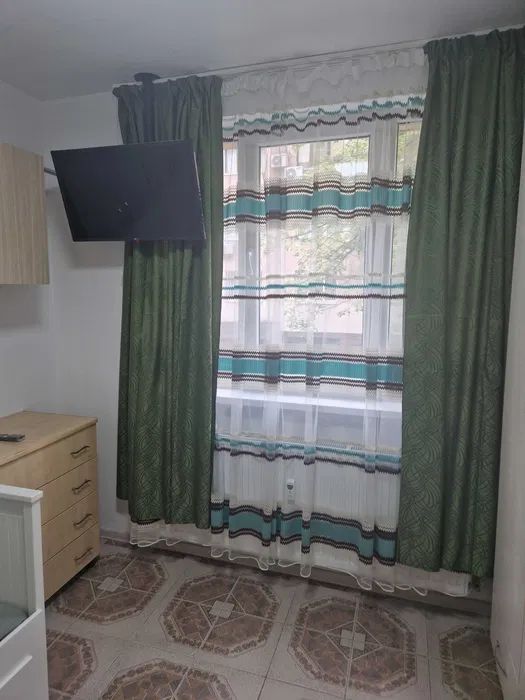3 camere decomandat, renovat, la gura de metrou Romancierilor - Poză 3
