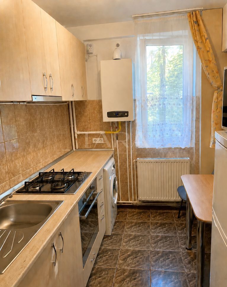 Apartament cu 2 camere, zona Piața Hermes, Gheorgheni. - Poză 4