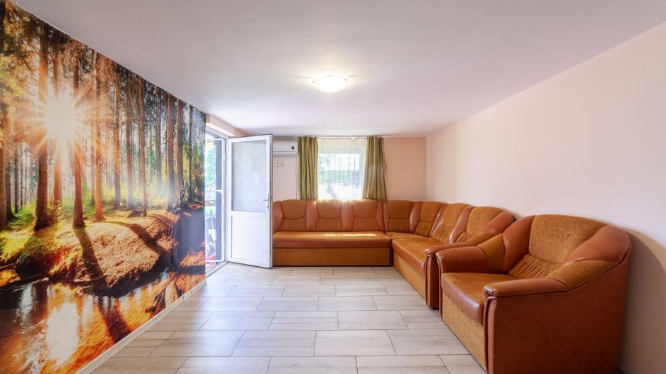 Casă renovată 2022, 3 camere, 1034 mp teren, încălzire în pardoseală  - Poză 9