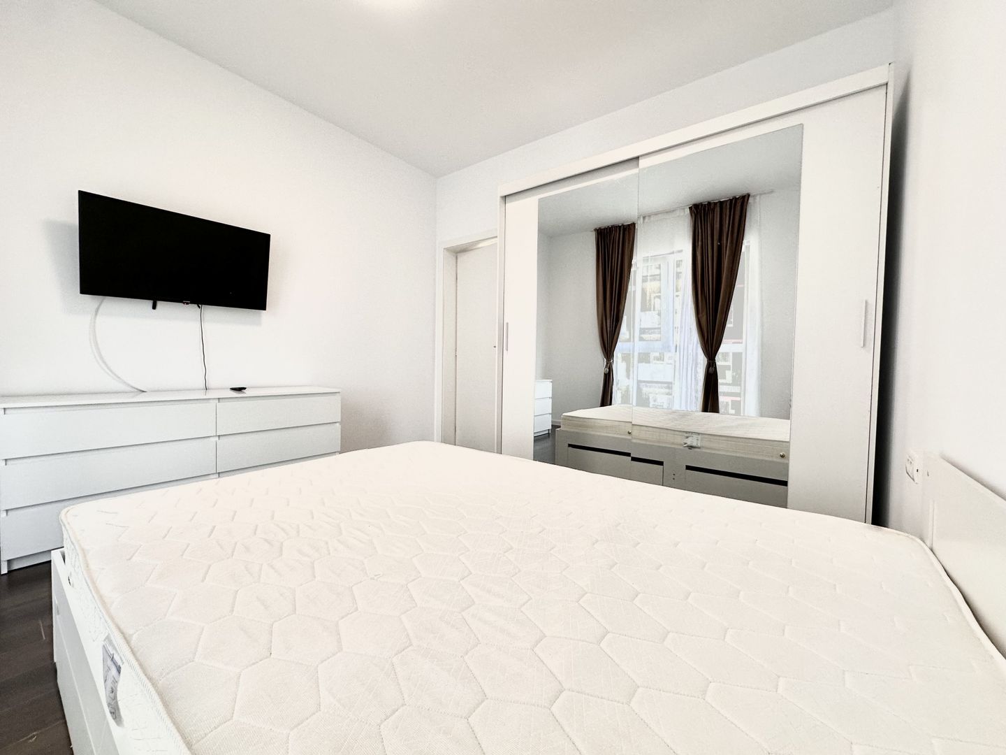 Apartament 2 Camere Exigent Plaza Faza 5 + Parcare inclusa! - Poză 10