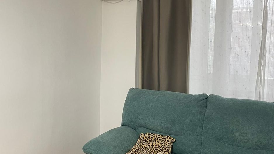 AP. 3 CAMERE LUJERULUI, CENTRALA TERMICA, BUCATARIE INCHISA, MOBILAT - Poză 3