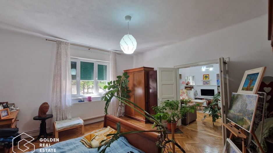 Apartament 3 camere, ultracentral, luminos si frumos amenajat - Poză 4