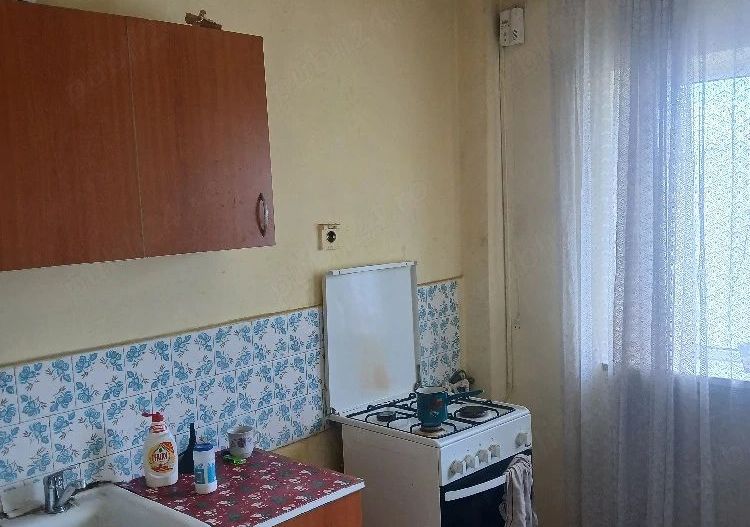 Vând apartament 3 camere, Campia Libertatii - Poză 2