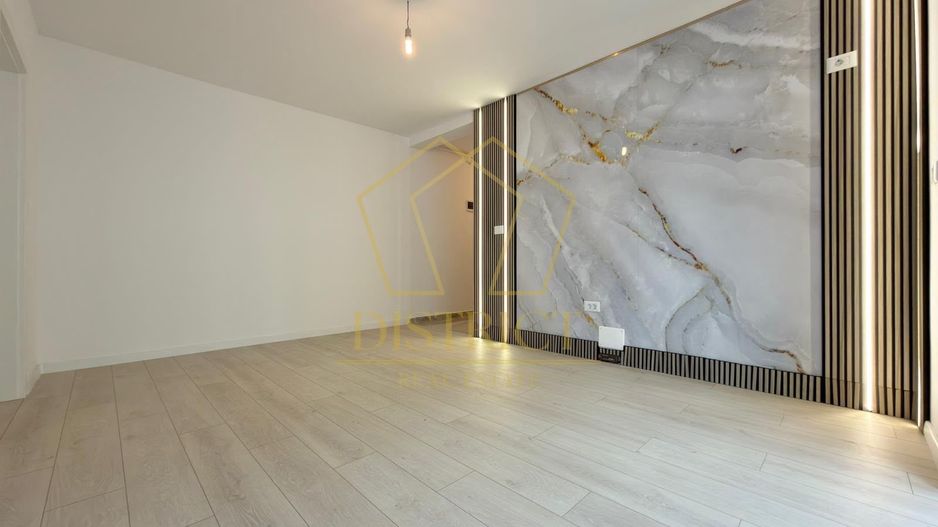 Apartament cu 2 camere si bucatarie inchisa, la parter in Giroc zona planetelor. - Poză 1