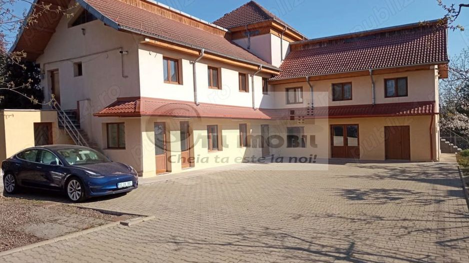 Spatiu Comercial de Inchiriat - 2300 euro - Poză 8