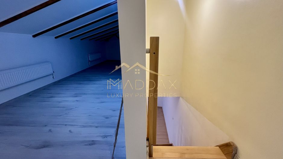 Casa **8 camere** // Domenii - Poză 24