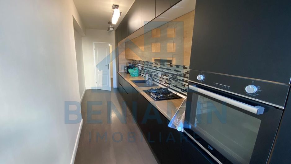 Apartament modern 3 camere-Zona Ciuperca-Loc de parcare-Disponibil - Poză 9