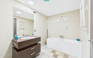 Proprietate premium Silver Mountain Resort - Poză 16