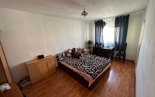 PODUL DE FIER - 2 camere decomandat - Bloc 1981 - Poză 1