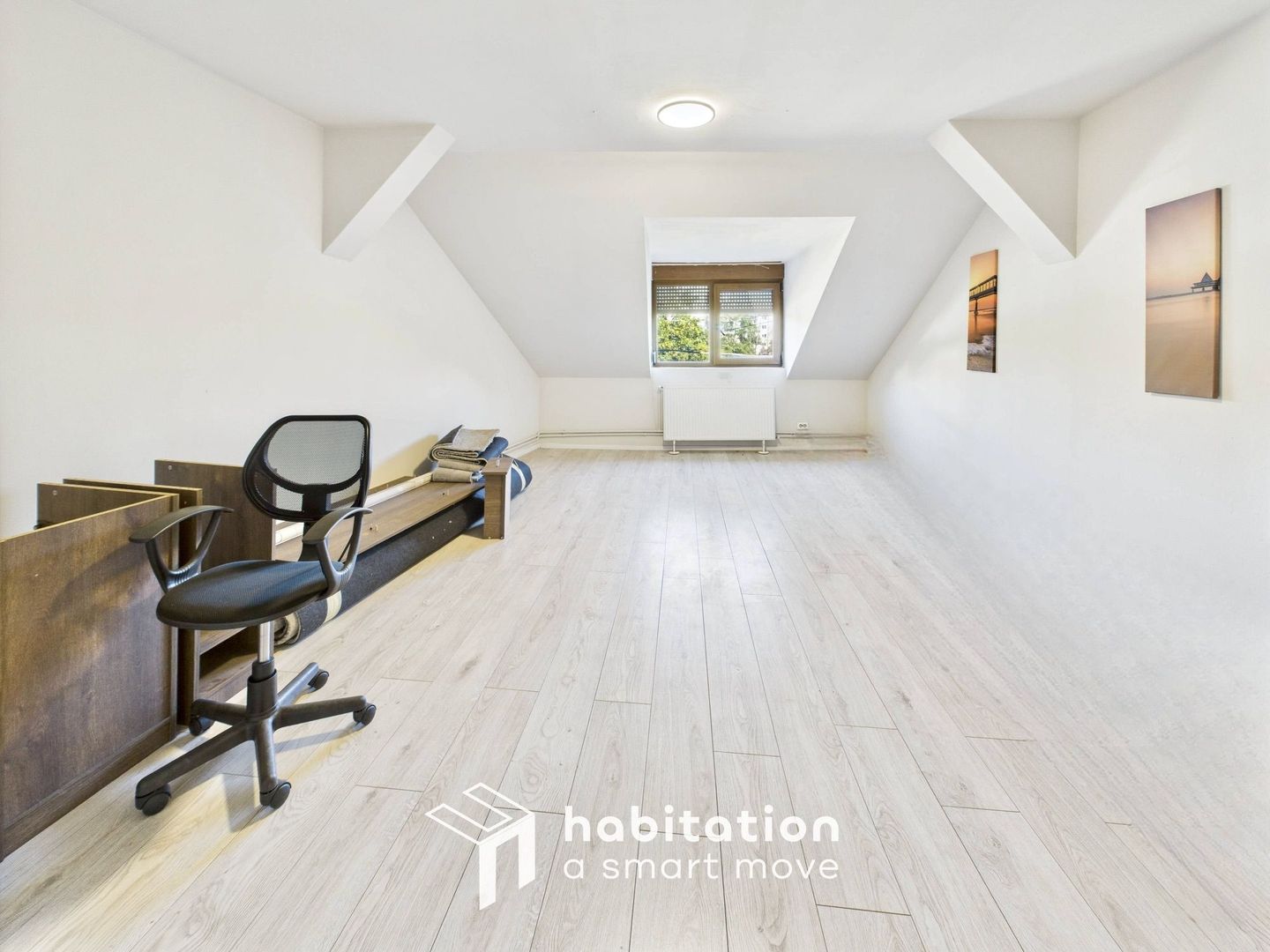 Casă de închiriat în zona Lunei – ideală pentru locuit sau birouri - Poză 18