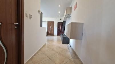 Apartament 3 camere, 64 mp, complet mobilat si utilat - Poză 9