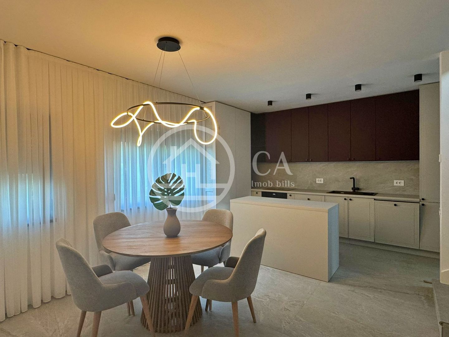 Casa LUX cu 3 camere de inchiriat in zona Iosia, Oradea - Poză 1