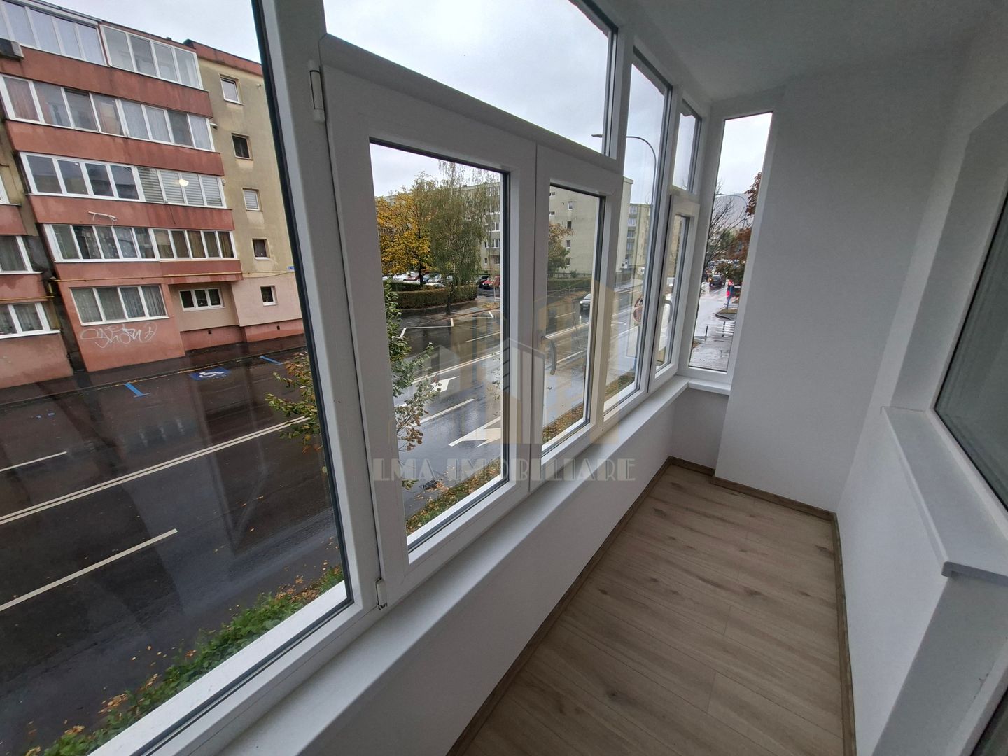 Apartament 2 camere decomandat Tractorul Brasov - Poză 5