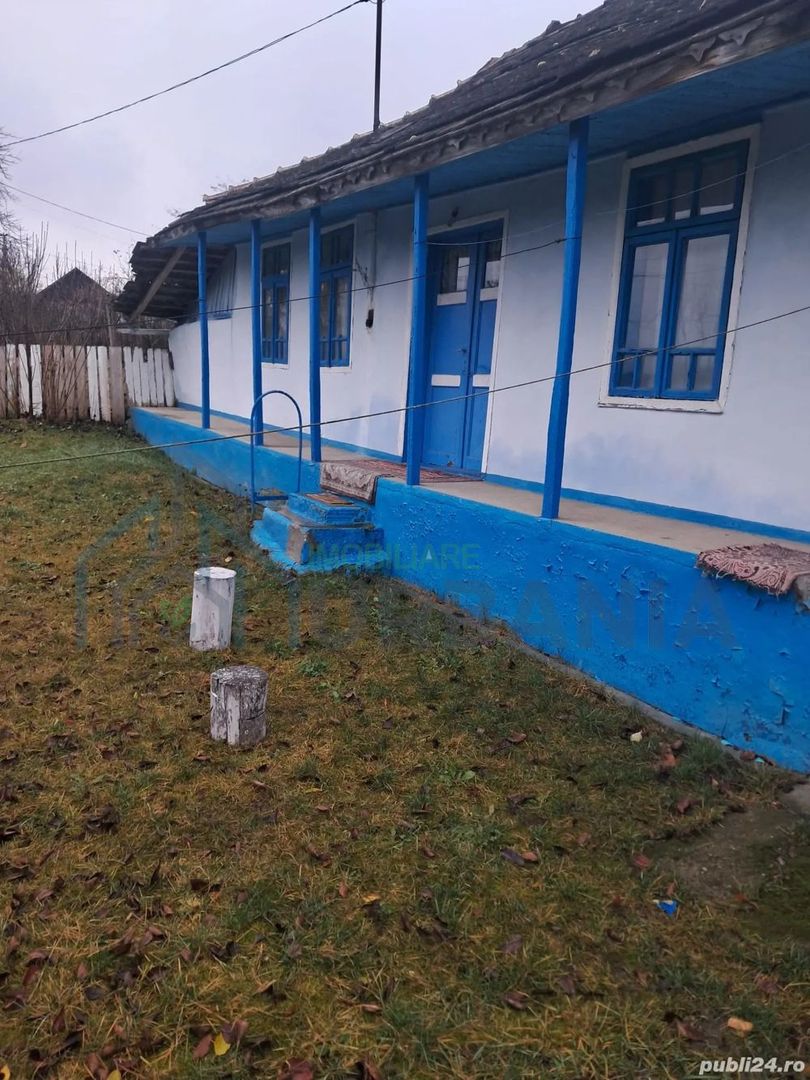 Vand casa batraneasca si teren intravilan, sat Poiana - Poză 1