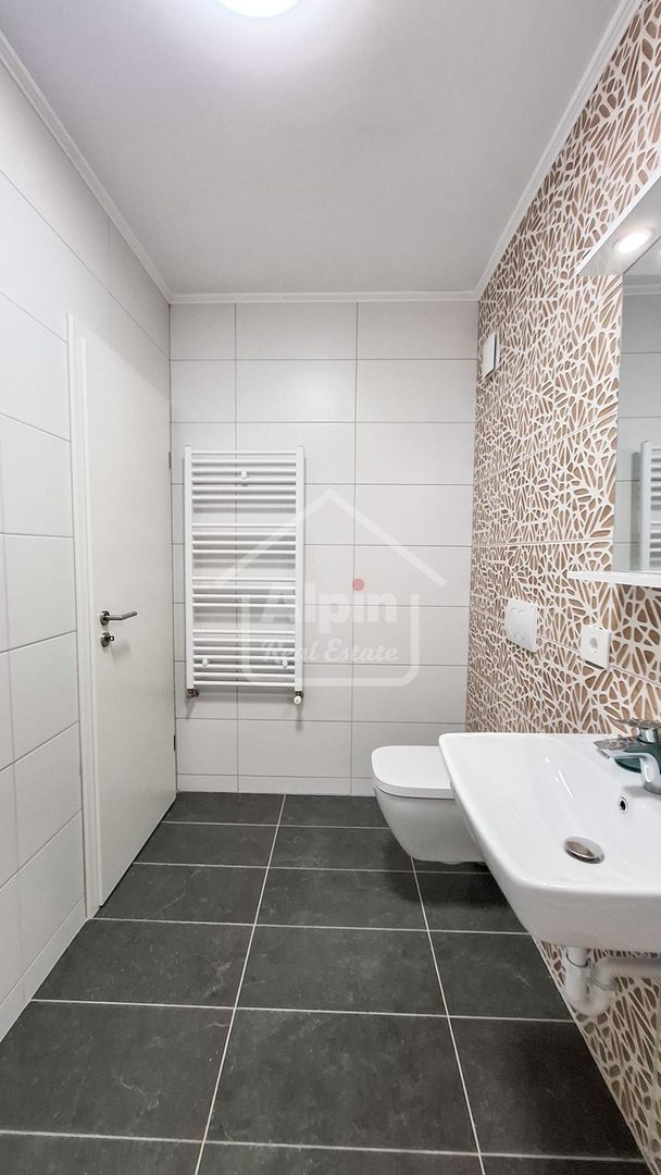 Proprietate Deosebita In Vila - Poză 26