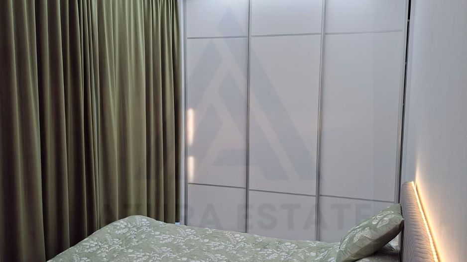 Penthouse cu terasa generoasa 53 mp prima inchiriere Calea Surii Mici - Poză 8