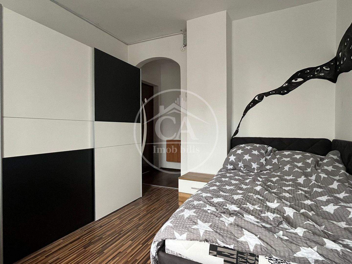 Apartament cu 3 camere de vânzare in zona Cantemir, Oradea - Poză 3