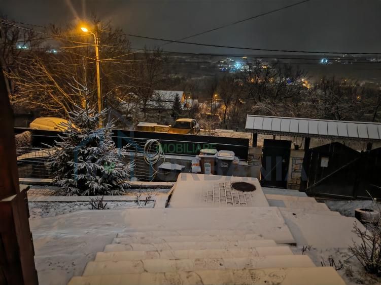 Apartament 2 camere mansarda zona Copou - Poză 7