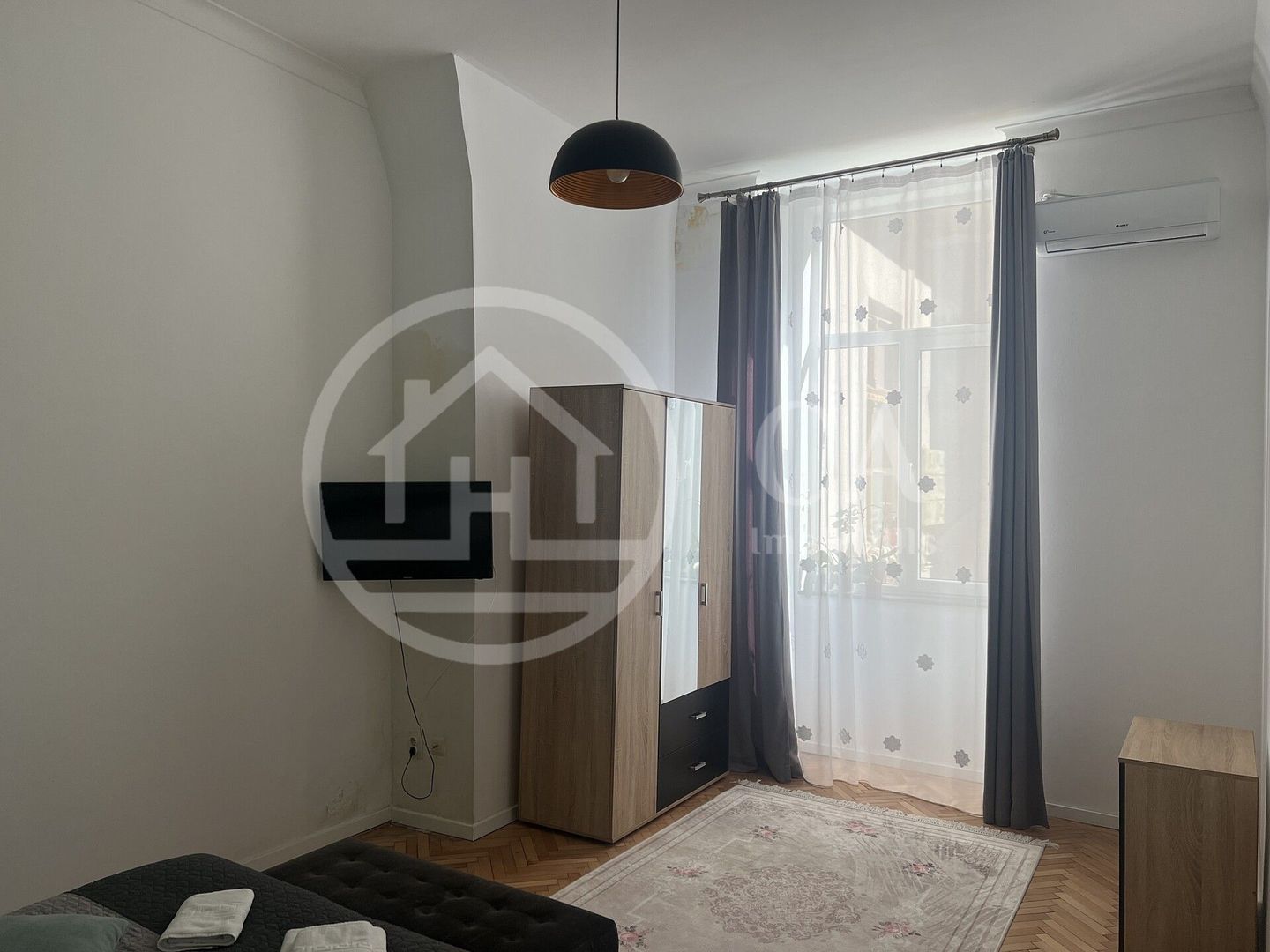 Apartament cu 3 camere de inchiriat ultracentral Oradea - Poză 5