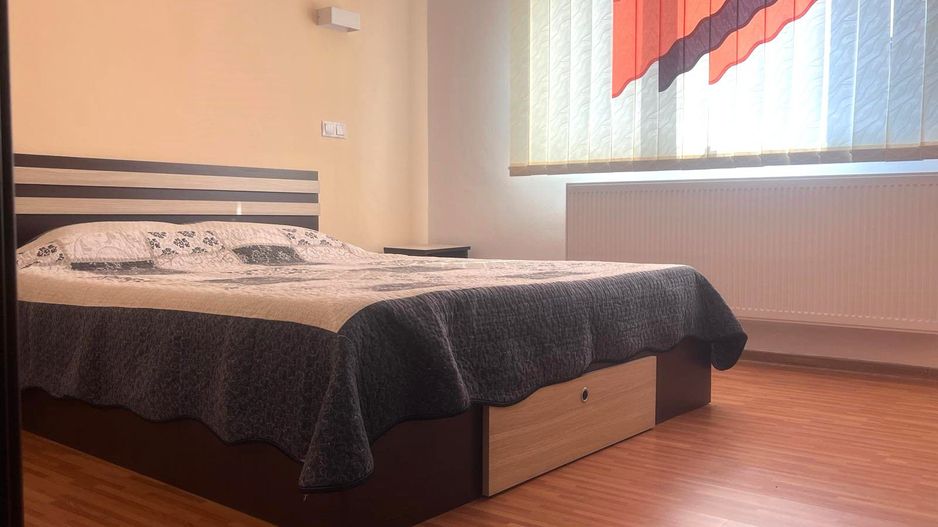 Priveliste frumoasa! Vanzare casa cu 3 camere in Sotanga! - Poză 11