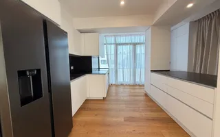 Penthouse lux cu 4 camere in zona ambasadelor - Poză 32