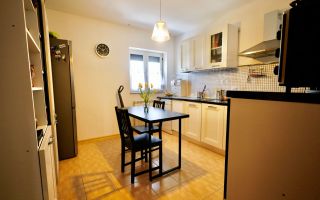 Casă de vanzare cu garaj și anexă | teren 785 mp| Gageni | Comision 0% - Poză 14