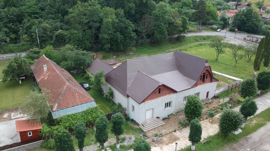 Casă 4camere+teren 719 m²central lângă izvoare de ape minerală Vâlcele - Poză 12