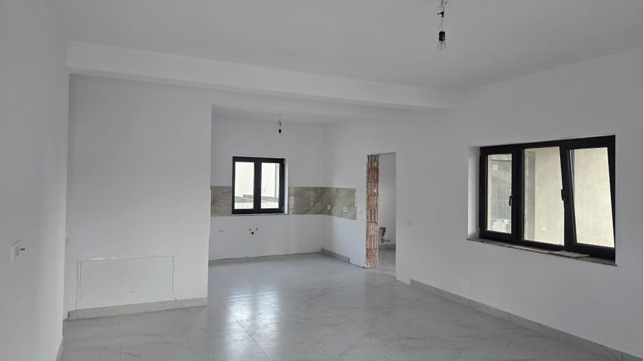 Casă Nouă Modernă de Vânzare –Sărata, Bacău,Confort, Spațiu și Liniste - Poză 12