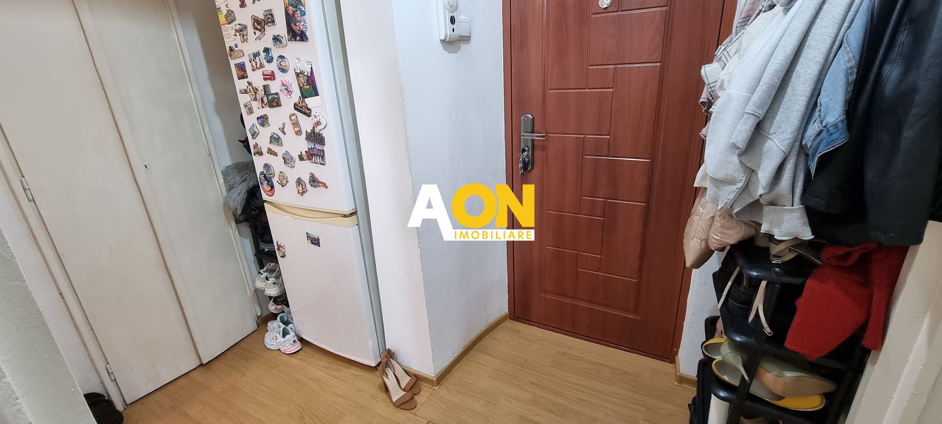 Garsoniera Zona Spital, Complet Mobilata - Poză 3