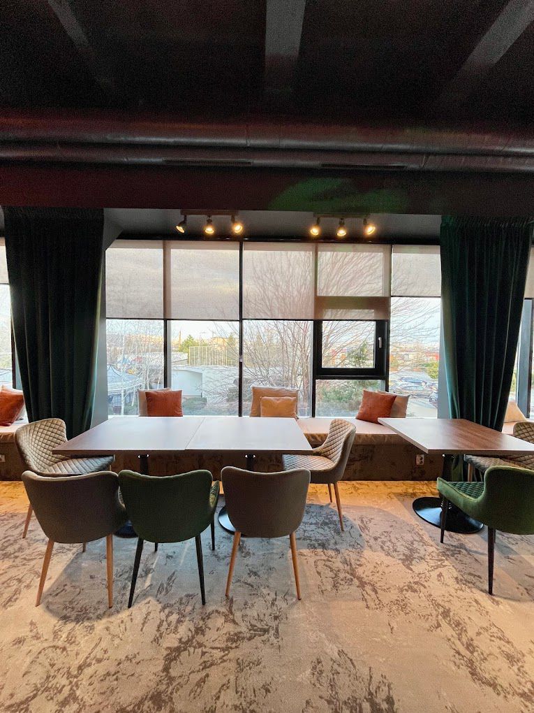 Spatiu Comercial / Nicolae Titulescu / Bulevardul Banu Manta / Victoriei Nou - Poză 6