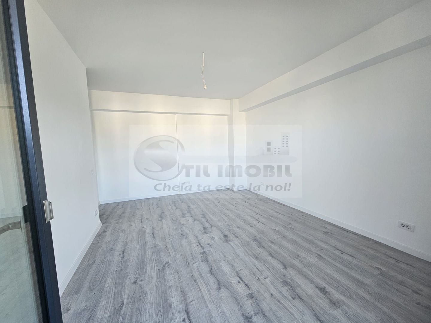 Apartament 2 camere - decomandat - 60mp - parcare inclusa. - Poză 1