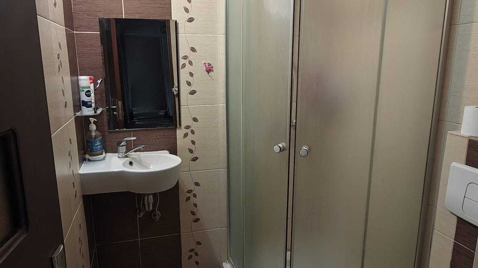 BRASADAS vinde ap 4 cam 82mp la etajul 1 in Micro 16. - Poză 5