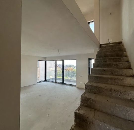 Unitate duplex l 143 mp utli l curte l panorama l Andrei Muresanu - Poză 11