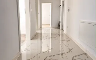 Apartament de vânzare cu 3 camere si loc de parcare, Giroc - Poză 11