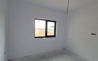 Casa individuala pe parter în Mosnita - Poză 14