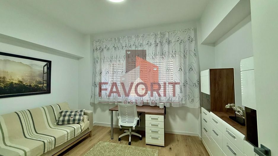 Disponibil imediat. Piata Marasti. Cu centrala termica proprie - Poză 7