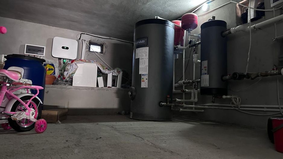 Vânzare casă S+P+E -Valea Voievozilor cu panouri solare si garaj dublu - Poză 20