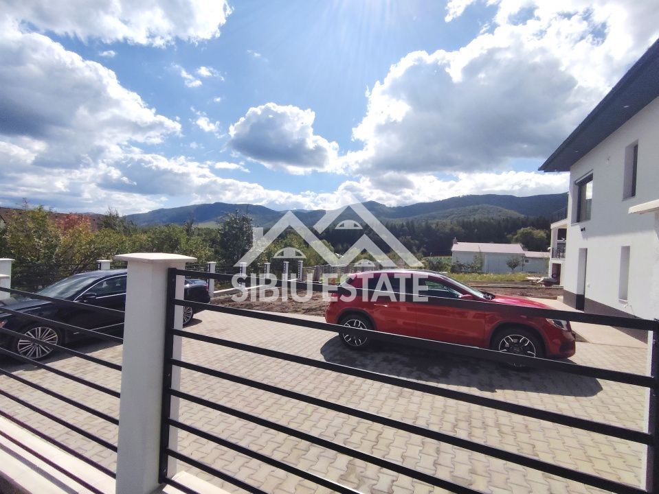 Casa pe un nivel, garaj, teren 600 Sibiu Tocile - Poză 5
