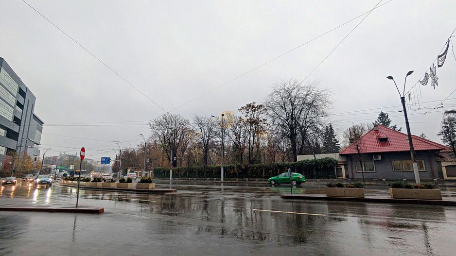 Eroii Revolutiei - Apartament cu 2 camere, decomandat, Comision 0% - Poză 24