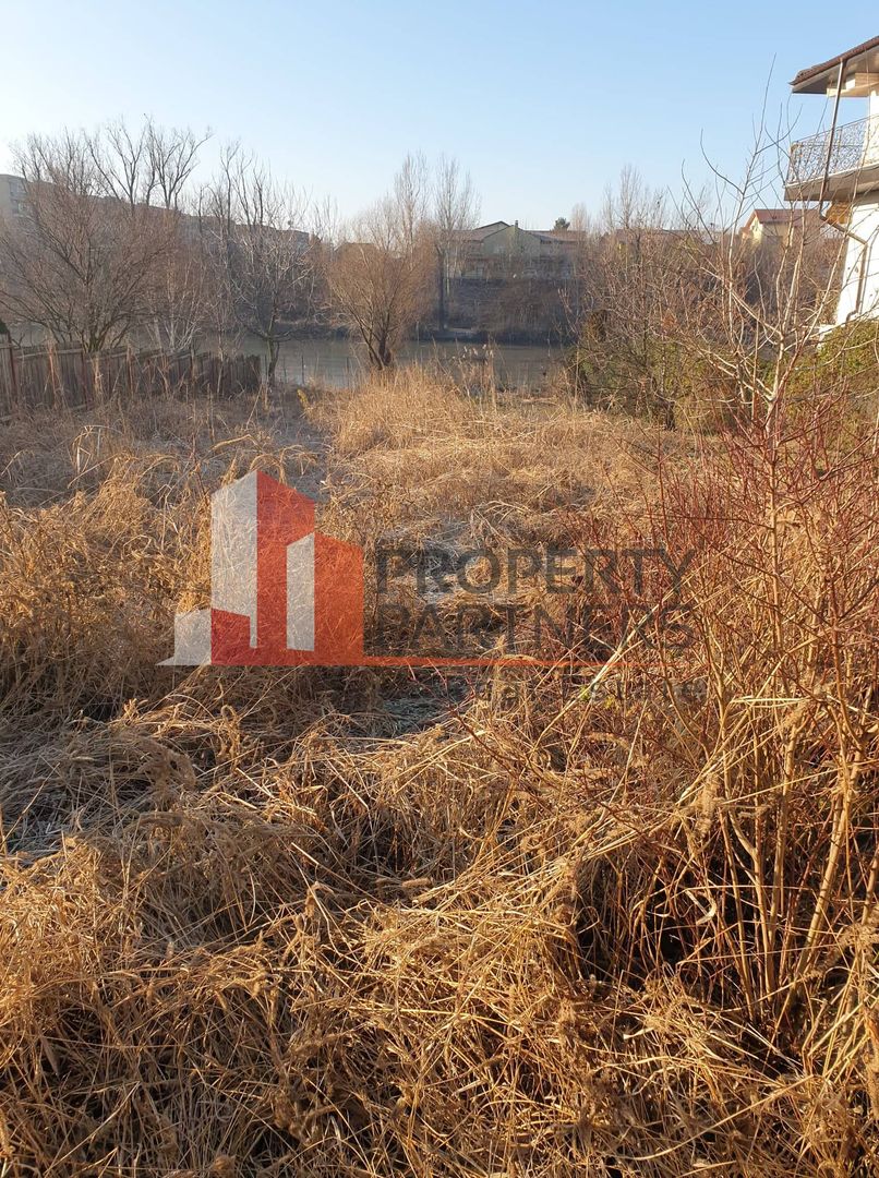 Teren superb rezidential, pe malul lacului Pipera - Poză 5