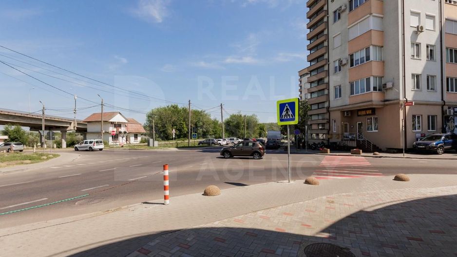 Vânzare, casă, 140 mp, or. Sîngera - Poză 10