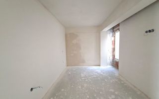 Apartament premium 3 camere 67 mp utili etaj 2 si parcare in Selimbar - Poză 10
